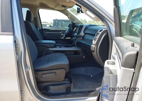 2019 Ram 1500 Big Horn/Lone Star 4X4 5'7 Box z USA, uszkodzony, nr VIN 1C6SRFFT4KN623654